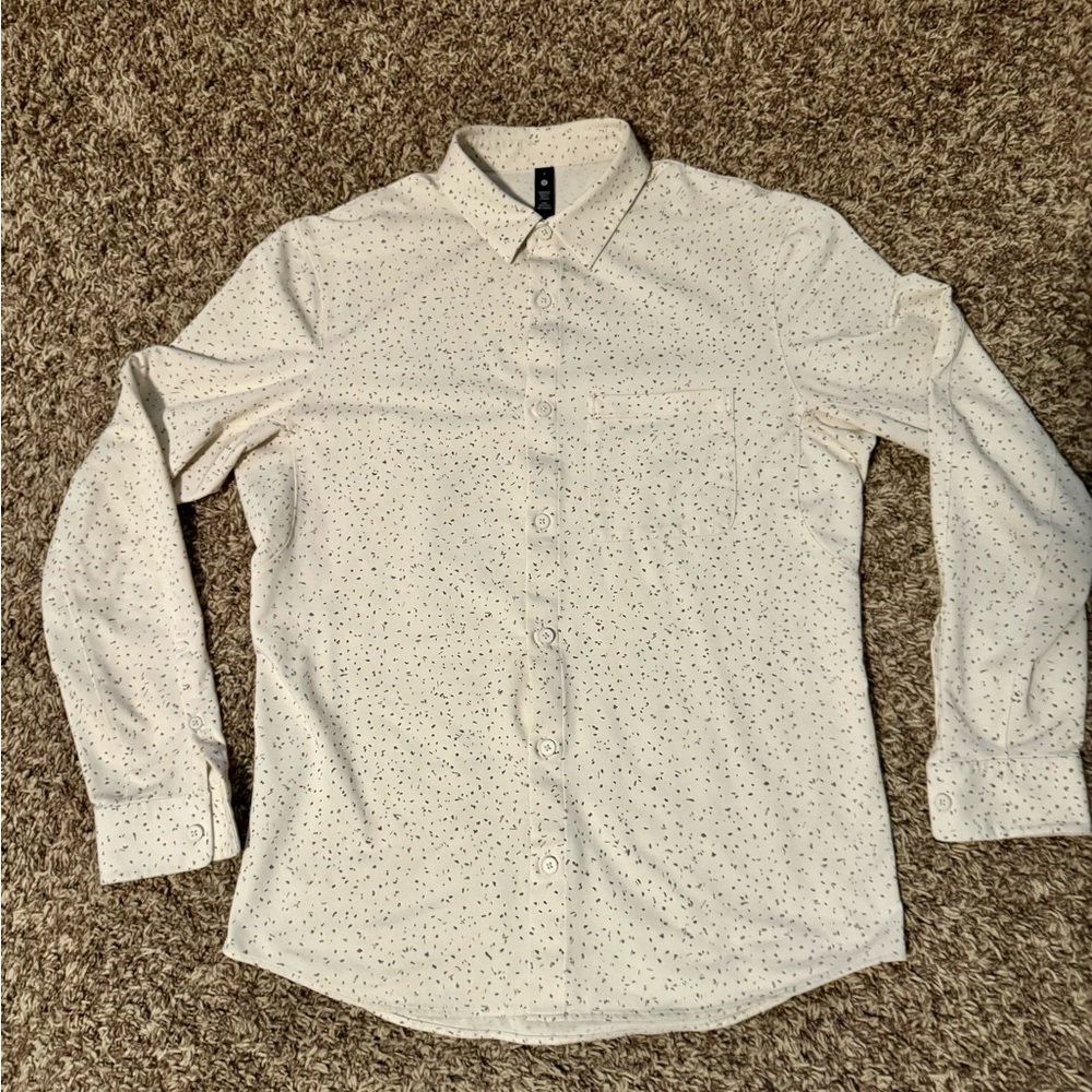 Lululemon Men’s Commission LS Long Sleeve Button Down Shirt - Small - Cream